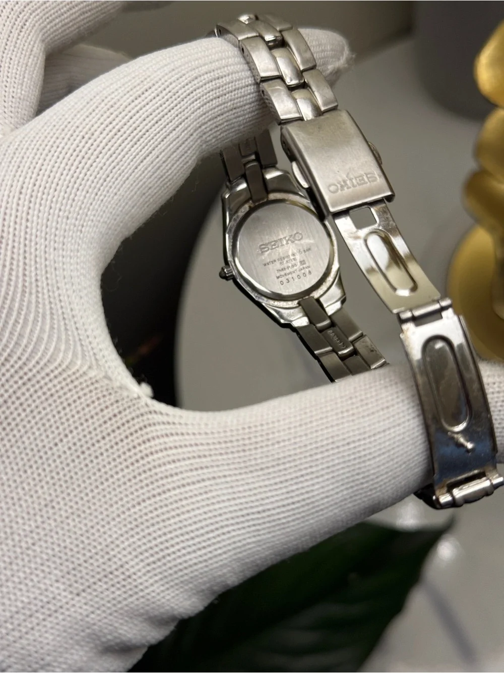 Seiko elegant wristwatch